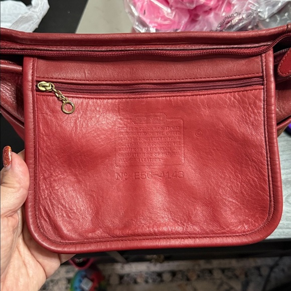 Coach Vintage Worth Shoulder Bag E5C-4143 - Picture 11 of 16